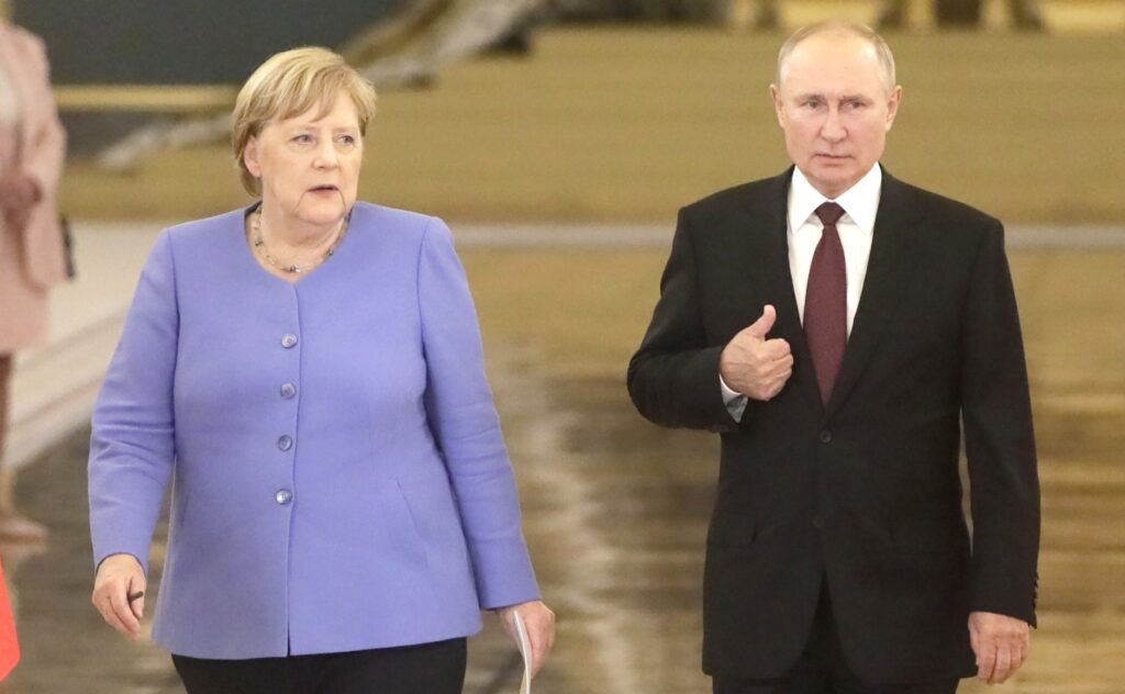 Turneul fără scuze al Angelei Merkel. Căderea în dizgrație a fostului cancelar german
