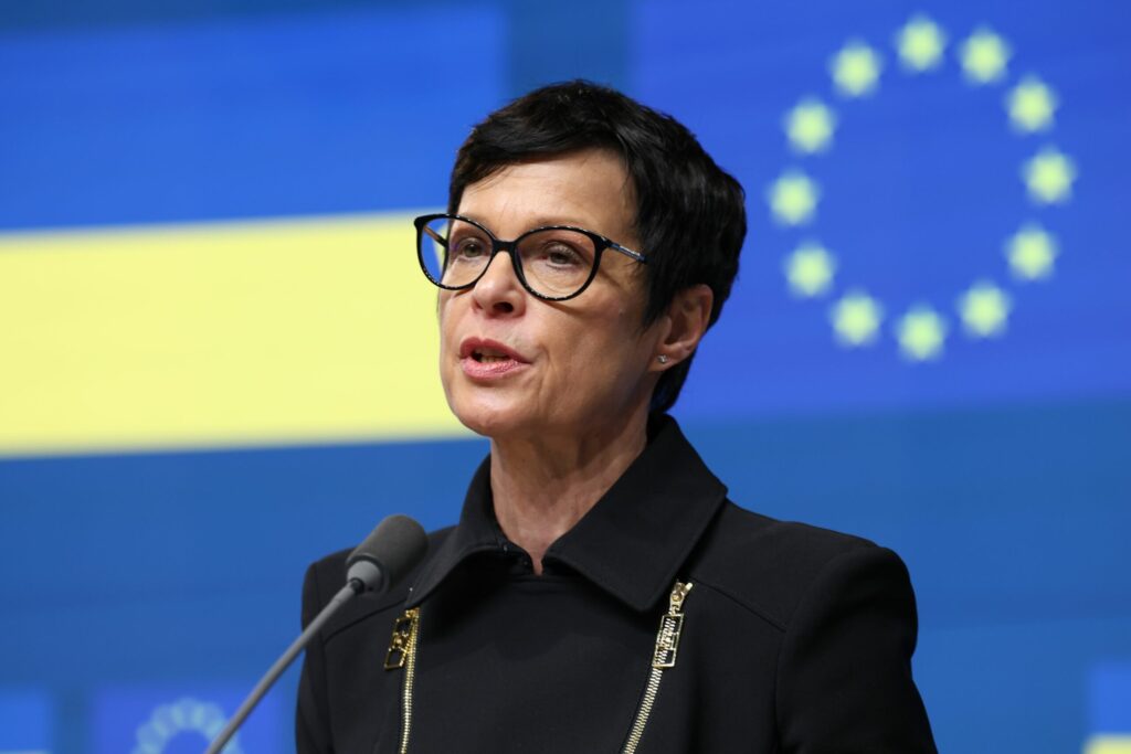 Ucraina poate continua reformele pentru aderare fără acordul Ungariei, spun oficialii europeni