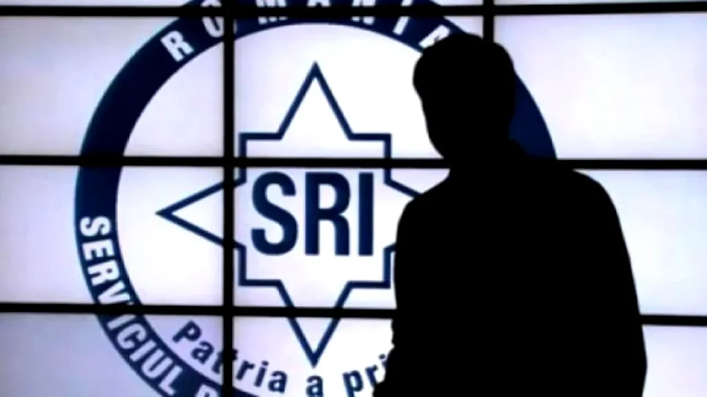 Un bărbat care s-a dat căpitan SRI a racolat mai multe persoane, pe care le-a trimis în diverse „misiuni”