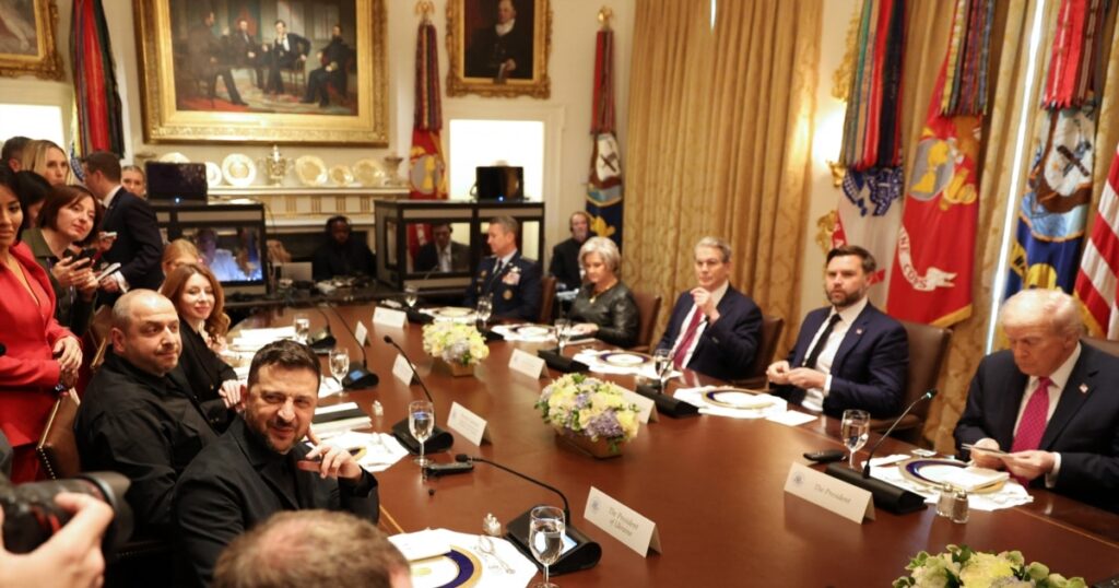 Zelenski a ajuns la Casa Albă. Donald Trump speră că nu va fi nevoie de Tomahawk, în așteptarea întâlnirii cu Putin de la Budapesta