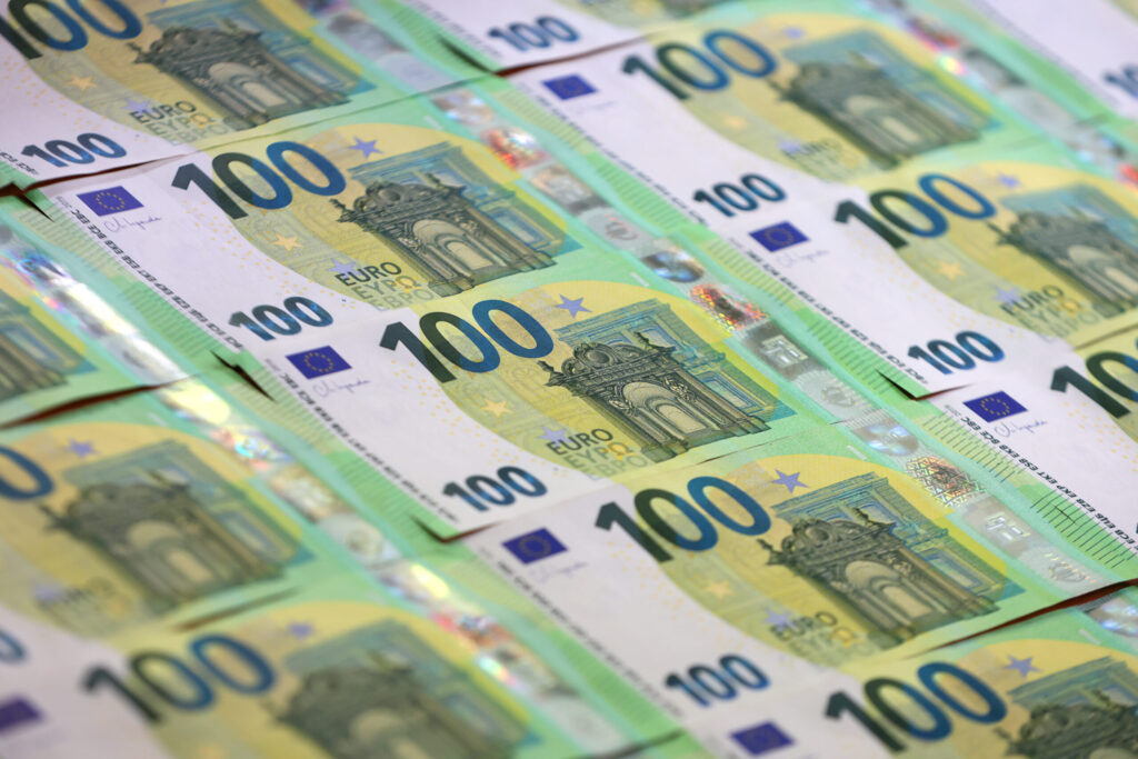 peste 300.000 de conaționali contribuie la creșterea PIB-ului