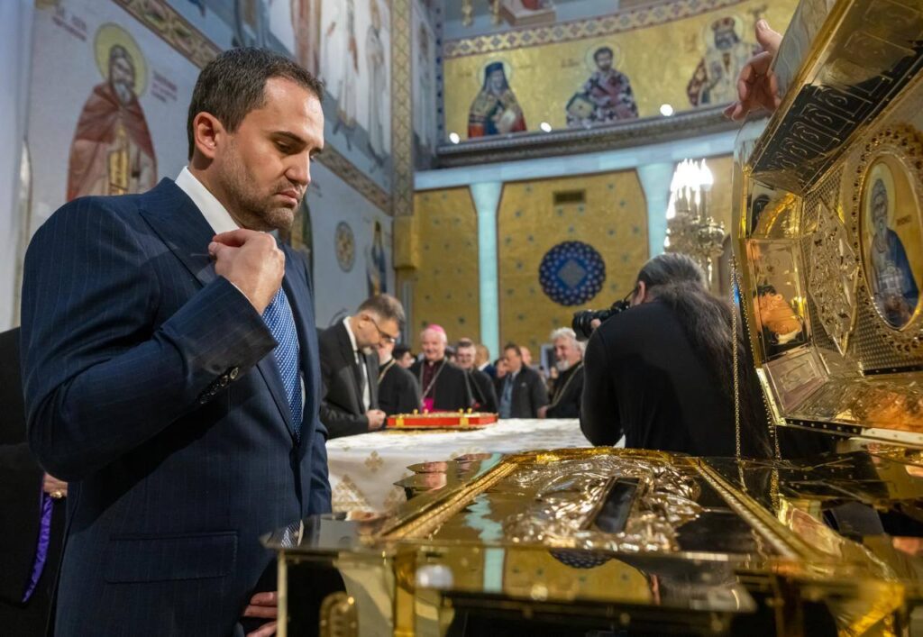 un eveniment cu adevărat istoric pentru credincioșii ortodocși din România un eveniment cu adevărat istoric pentru credincioșii ortodocși din România