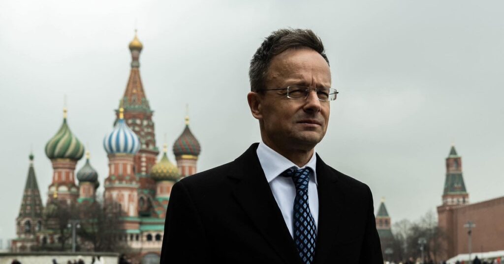 „Pericol pentru Europa”. Ministrul de Externe al Ungariei promite ca Budapesta se va opune categoric aderării Ucrainei la UE „Pericol pentru Europa”. Ministrul de Externe al Ungariei promite ca Budapesta se va opune categoric aderării Ucrainei la UE