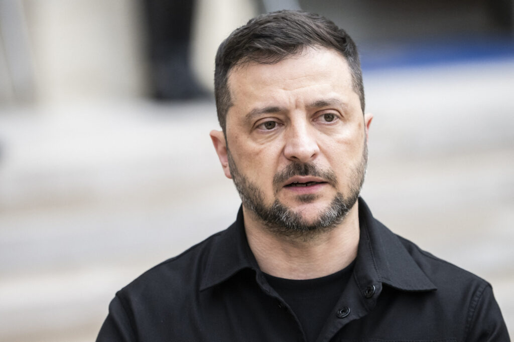 „Situația e gravă. Pe masă sunt propuneri pro-război”