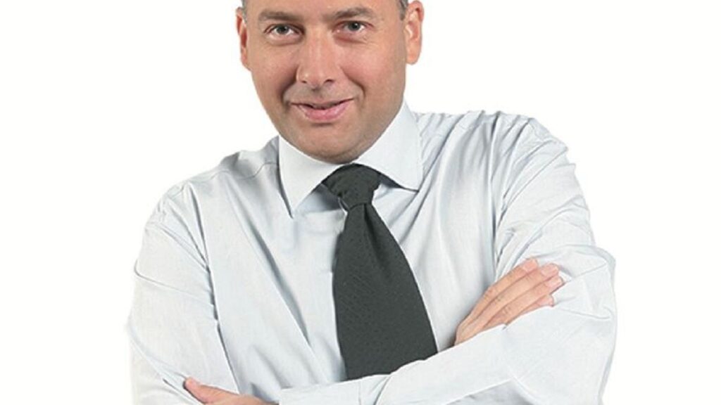 Cum a ajuns un rock star să inventeze obligațiunile garantate cu artă și să prevadă economia algoritmilor Cum a ajuns un rock star să inventeze obligațiunile garantate cu artă și să prevadă economia algoritmilor