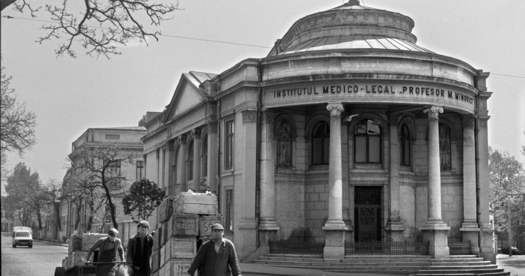 Demolarea Spitalului Brâncovenesc la ordinul lui Nicolae Ceaușescu. Cine se încumetă să ridice blestemul domniței Safta Brâncoveanu