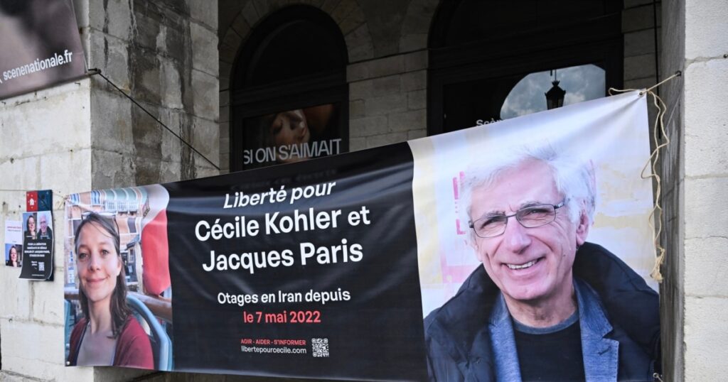 Un cuplu francez acuzat de spionaj în Iran a fost eliberat după trei ani petrecuți într-o închisoare din Teheran