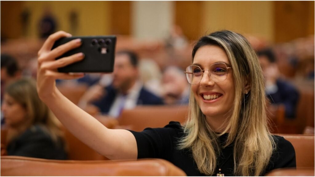 Reziștii au făcut zid în jurul ministresei lor