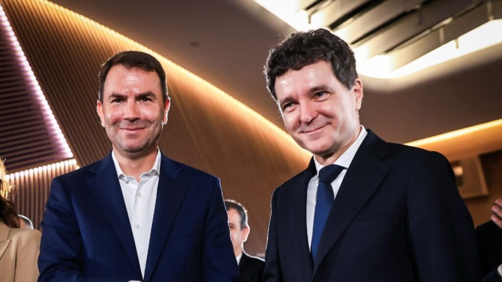 Nicușor Dan, tot mai aproape de un nou PARTID, după eșecul USR la alegeri Nicușor Dan, tot mai aproape de un nou PARTID, după eșecul USR la alegeri/ Arhivă foto