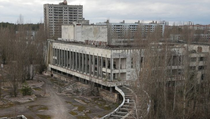 Război în Ucraina, ziua 1400. Rusia continuă atacurile asupra infrastructurii energetice; alertă la fosta centrală de la Cernobîl – LIVE TEXT Structura de protecție a reactoarelor a fost afectată