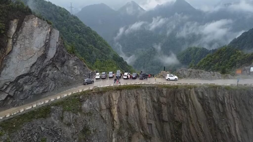 Cel mai periculos drum din lume