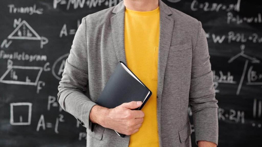 Întârzierea banilor pentru prima de carieră didactică face măsura ineficientă