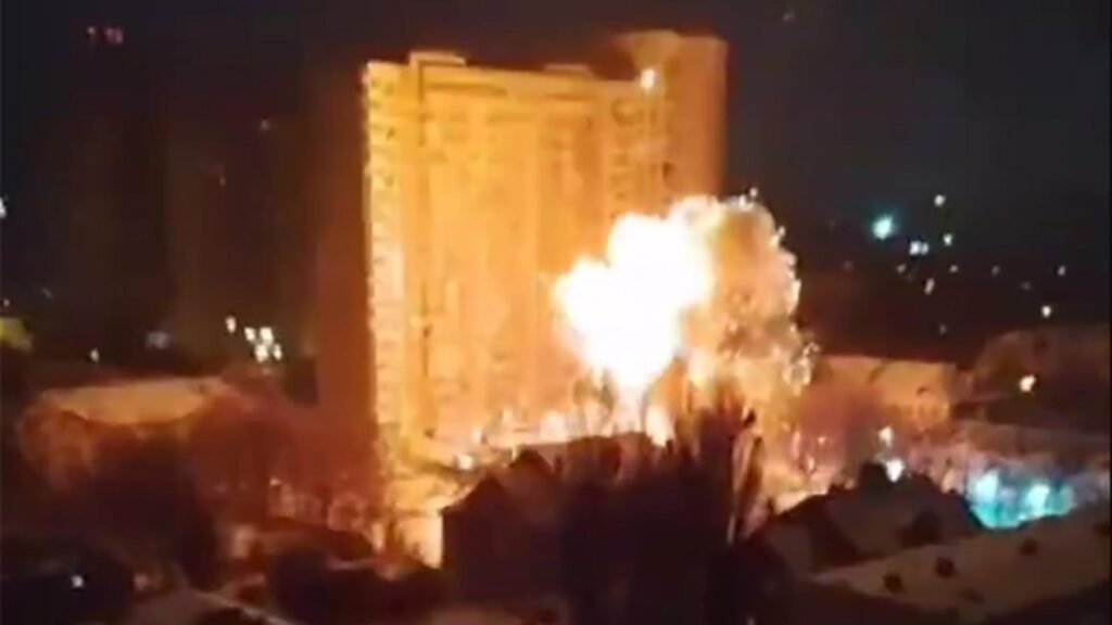 Imagini din timpul bombardamentelor (Profimedia)