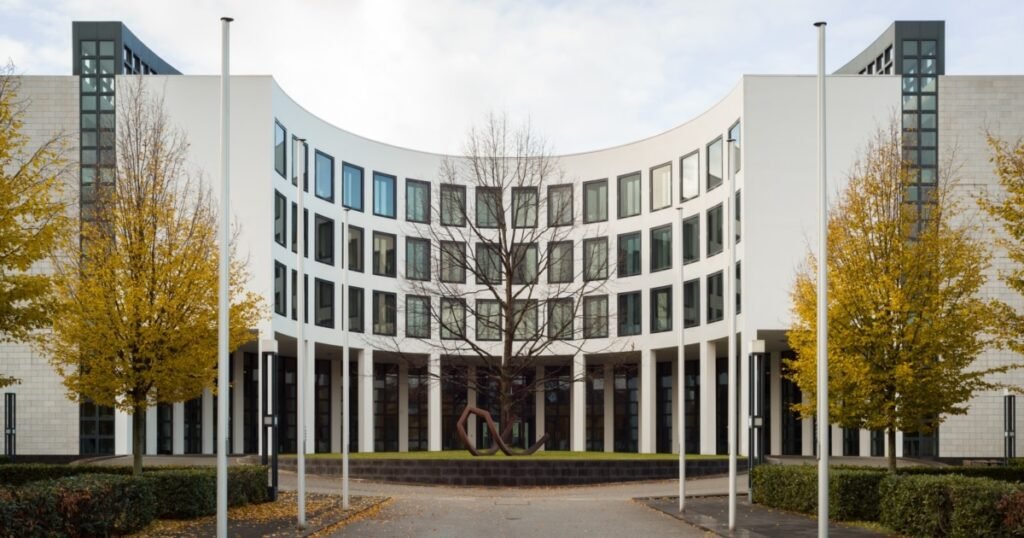 Cinci persoane suspectate că au livrat bunuri de 30 de milioane de euro către Rusia, cu încălcarea sancțiunilor UE, arestate în Germania