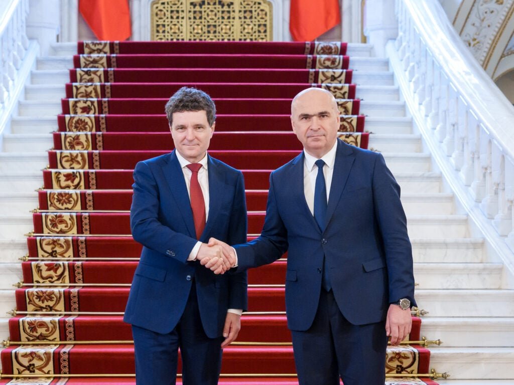 Președintele, discuție cu premierul înainte de întâlnirea lui Bolojan cu Ursula von der Leyen Președintele, discuție cu premierul înainte de întâlnirea lui Bolojan cu Ursula von der Leyen