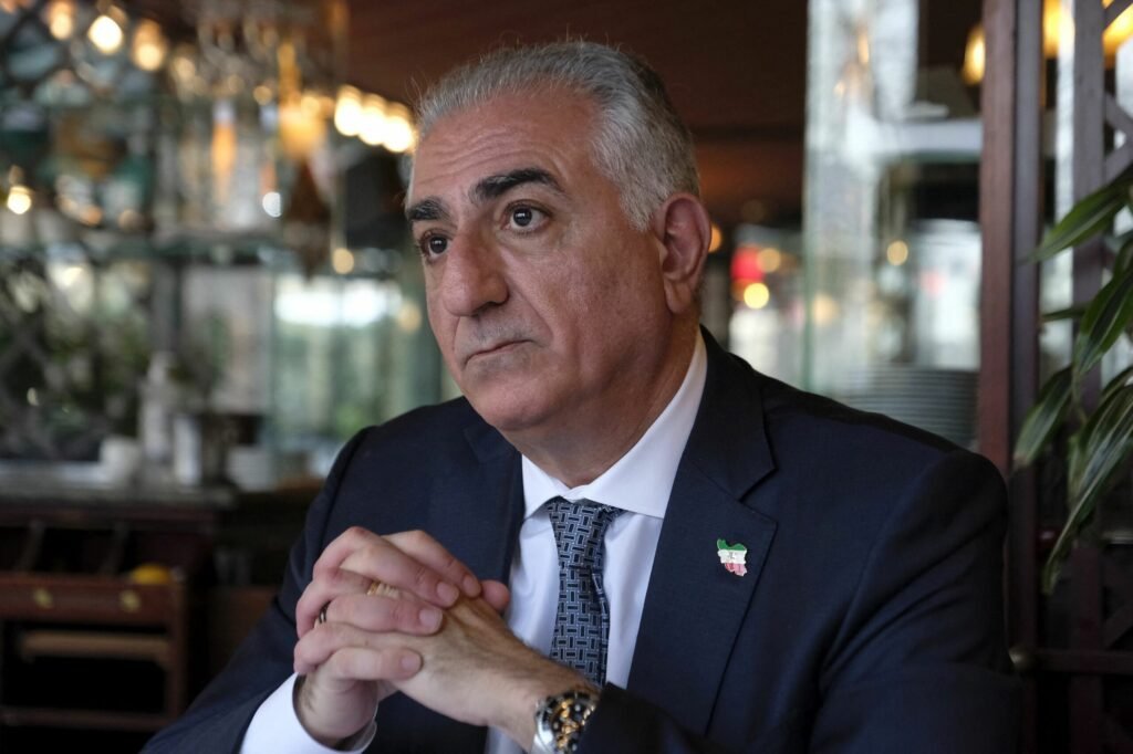 Reza Pahlavi cere intervenție militară SUA în Iran pentru a accelera căderea regimului Reza Pahlavi cere intervenție militară SUA în Iran pentru a accelera căderea regimului