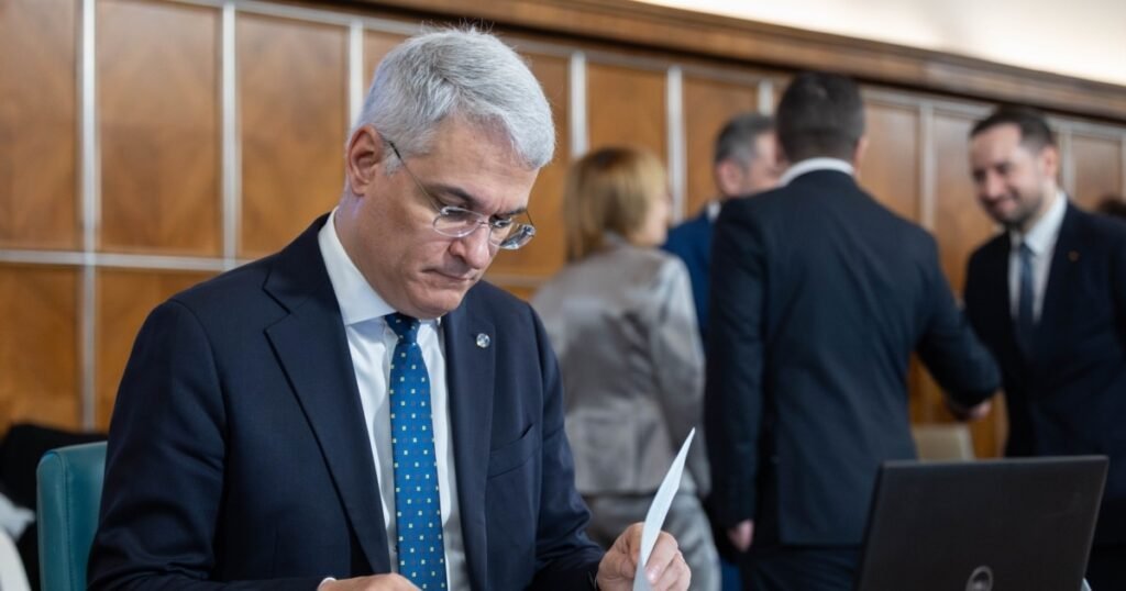 Șansele de a recupera cele 231 de milioane de euro, după a cincea amânare de la CCR, sunt extrem de reduse