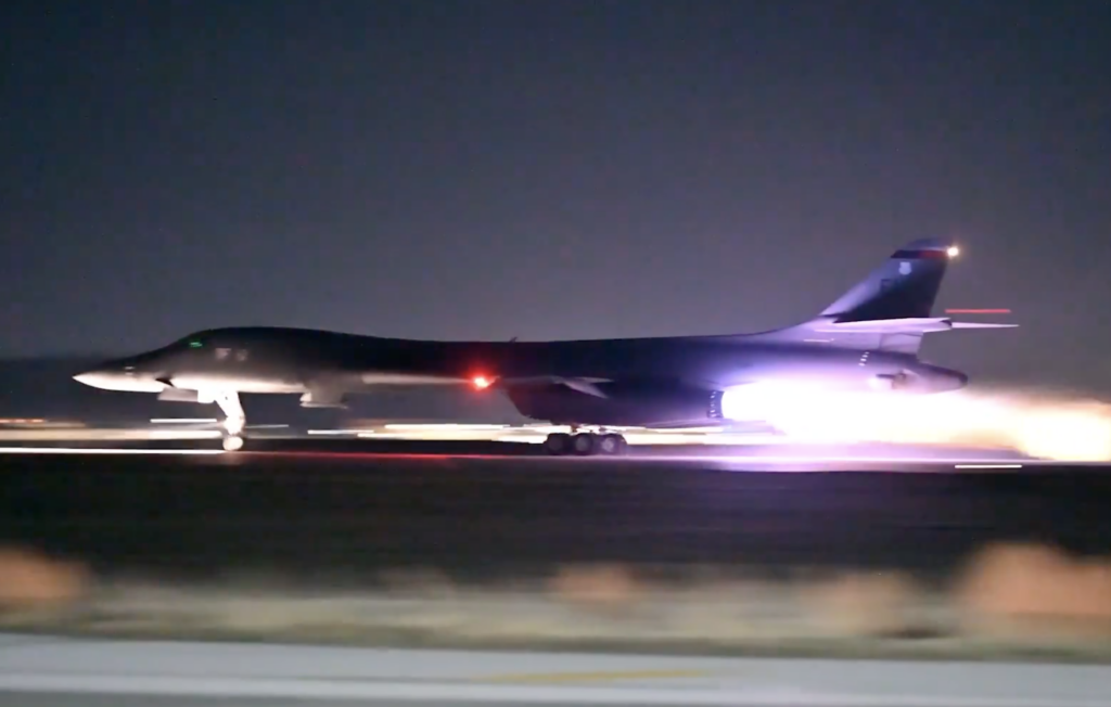 China și Rusia, derutate de înfrângerea Iranului. Au reacționat diplomatic, dar militar se țin cât mai departe. De ce? China și Rusia, derutate de înfrângerea Iranului. Au reacționat diplomatic, dar militar se țin cât mai departe. De ce?