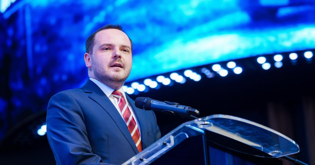 Rogobete taxează sfaturile „arogante” de a lăsa mașinile acasă o zi-două: „Eu nu pot lăsa ambulanțele în garaj”