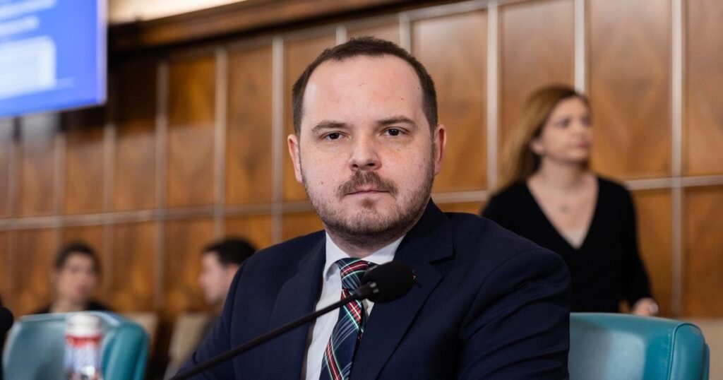 Se înființează un grup special pentru monitorizarea medicamentelor, pe fondul tensiunilor internaționale. Rogobete: „Facem ceea ce trebuie, la timp”