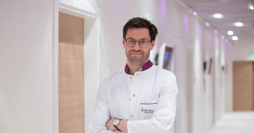 Când devine durerea de cap o urgență medicală? Specialiștii Neuroaxis îți spun la ce semnale să fii atent