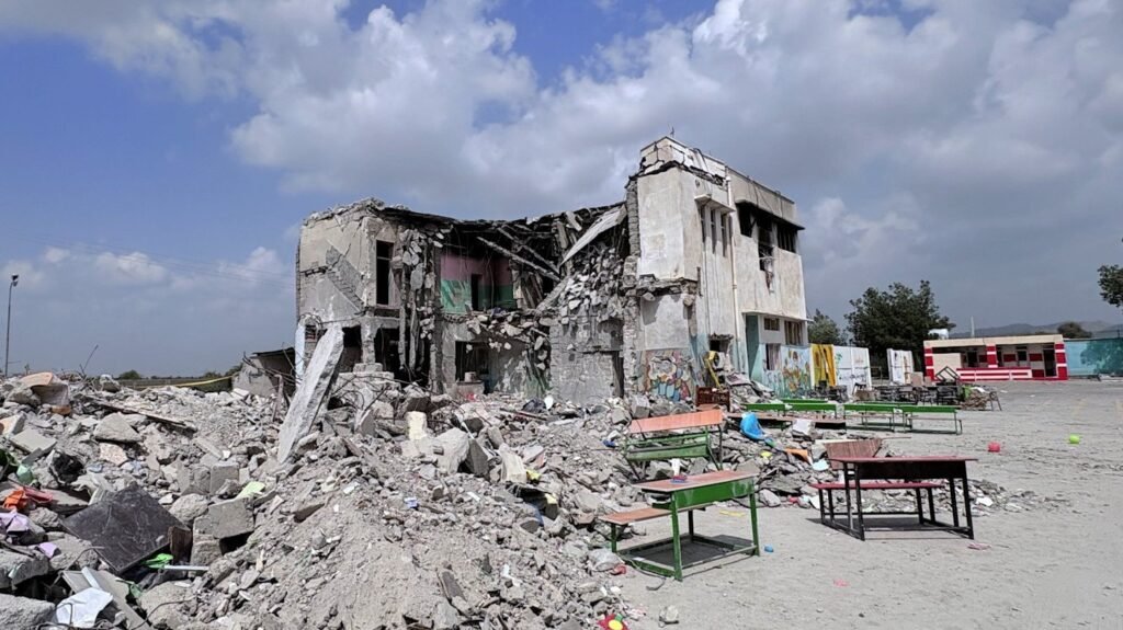 Experții americani afirmă că atacurile SUA asupra Iranului ar putea constitui crime de război