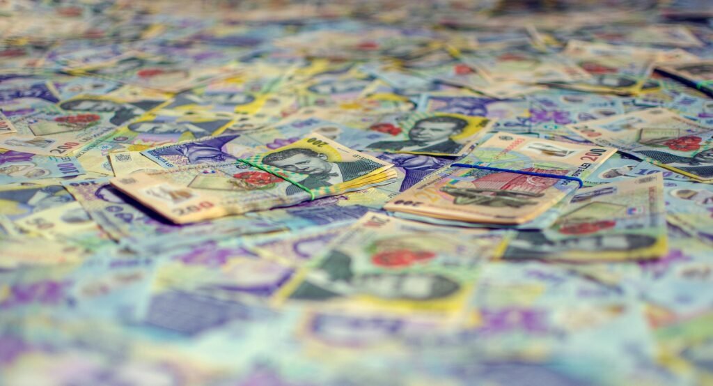 FMI și Banca Mondială confirmă dezastrul. Previziunile de creștere economică a României, tăiate la jumătate