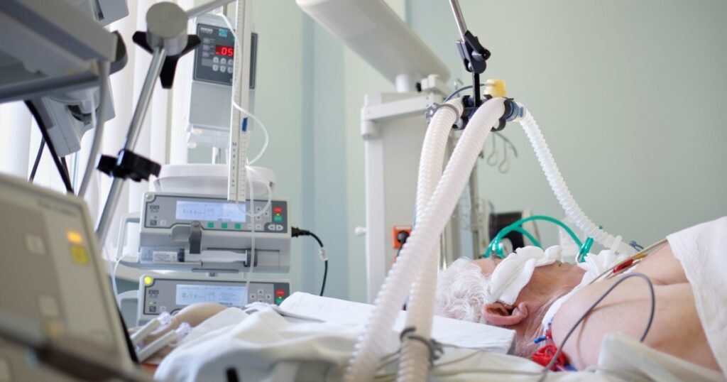 Se schimbă regulile de finanțare pentru secțiile ATI. Rogobete: „Au fost introduse activități noi eligibile”. Proiectul, pus în transparență decizională Se schimbă regulile de finanțare pentru secțiile ATI. Rogobete: „Au fost introduse activități noi eligibile”. Proiectul, pus în transparență decizională