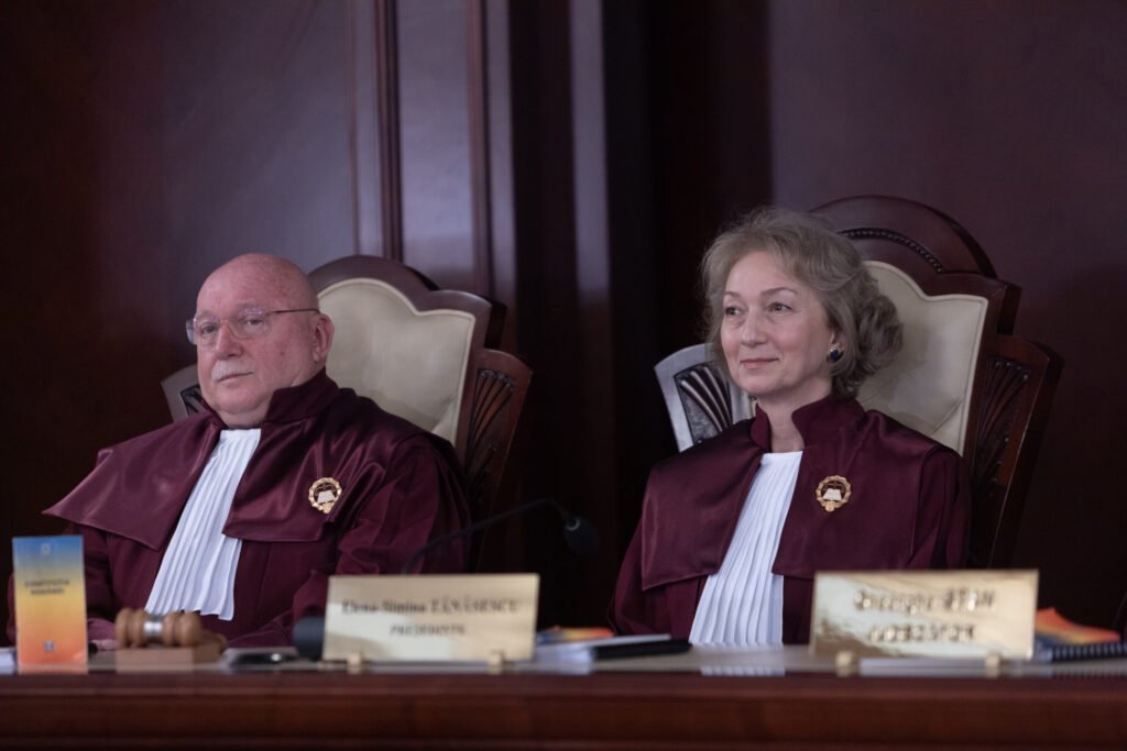 Vulnerabilitățile democrației vin din interior, nu din exterior