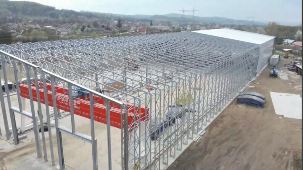 peste 1.000 de muncitori și 200 de utilaje pe secțiunea Cornetu–Tigveni