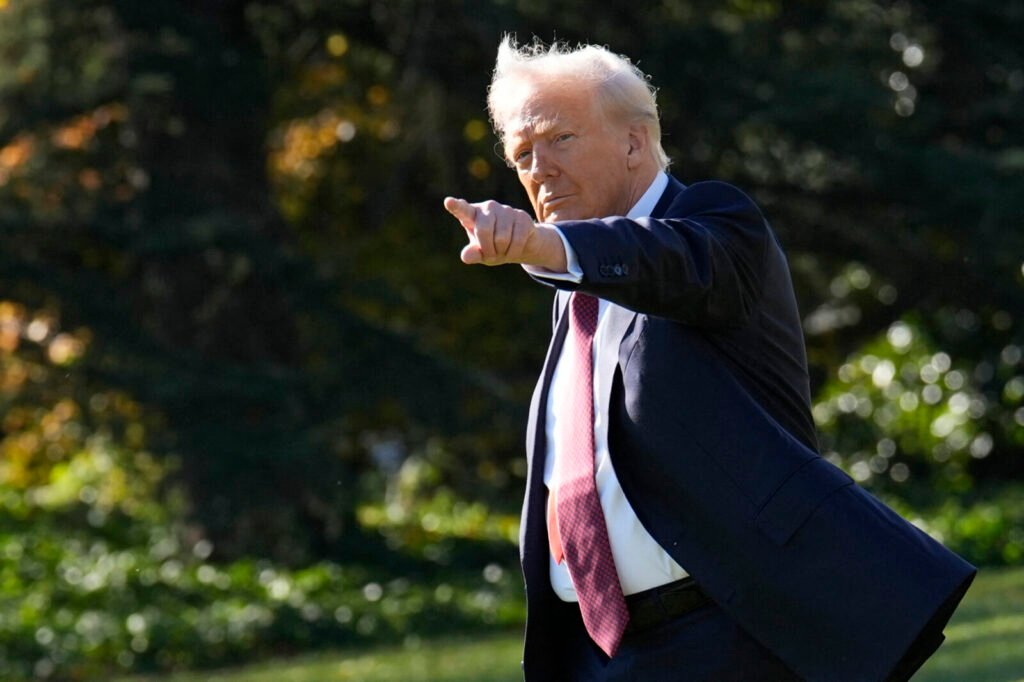 Donald Trump s-a îngrășat. Ce i-au spus medicii Donald Trump s-a îngrășat. Ce i-au spus medicii