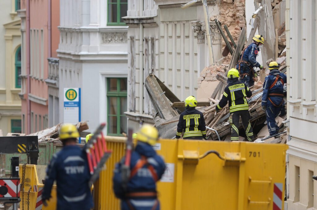 MAE a confirmat decesul uneia dintre româncele dispărute după prăbușirea unei clădiri în Germania MAE a confirmat decesul uneia dintre româncele dispărute după prăbușirea unei clădiri în Germania