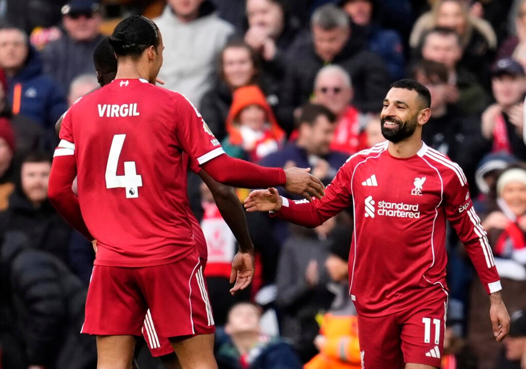 Mo Salah revine în lotul lui Liverpool pentru meciul cu Aston Villa, după accidentarea din aprilie Mo Salah revine în lotul lui Liverpool pentru meciul cu Aston Villa, după accidentarea din aprilie