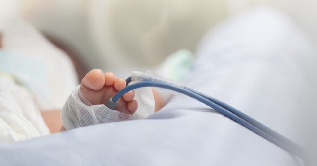 Sesizare de malpraxis, după moartea bebelușului născut prematur la Polizu. Ce au constatat inspectorii sanitari Sesizare de malpraxis, după moartea bebelușului născut prematur la Polizu. Ce au constatat inspectorii sanitari