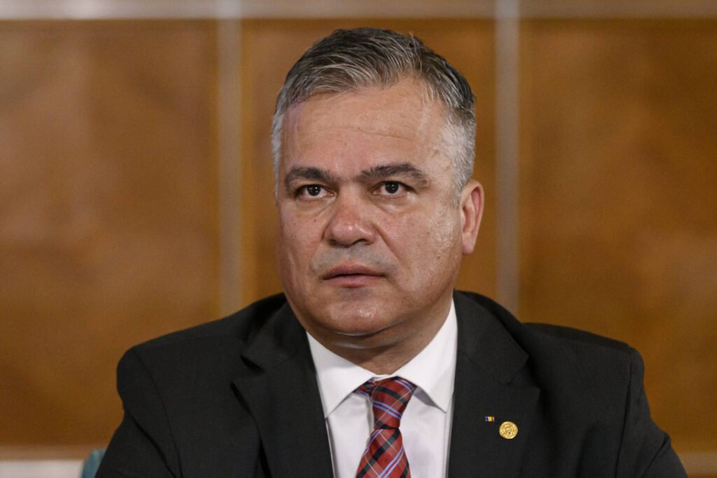 "Adrian Veștea: Planul Alternativ de la Muntele Athos la Guvern"