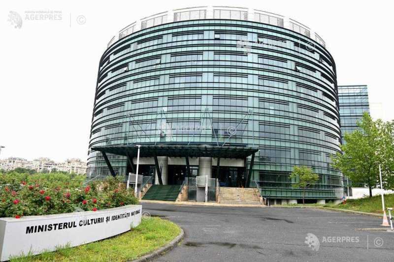 Ministerul Culturii solicită corectarea unor dezechilibre salariale care afectează profesioniștii din domeniu Image