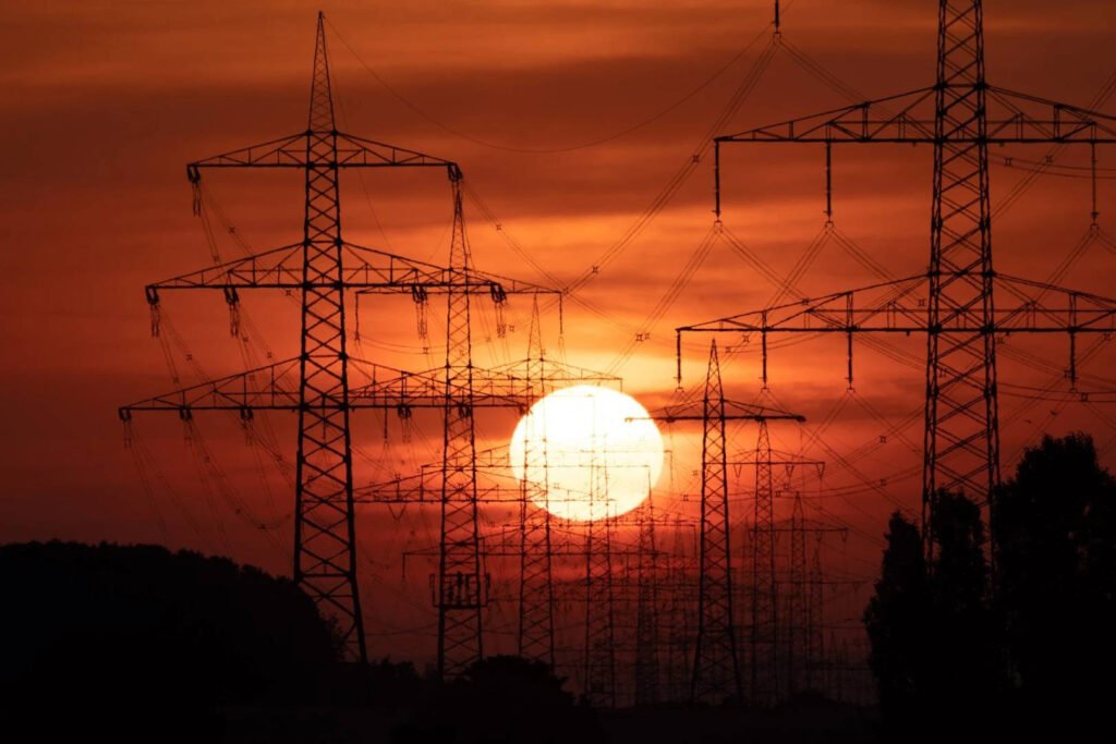 Canicula extremă se mută spre est: Germania, lovită de temperaturi record "Canicula Extremă: Germania Înfruntă Temperaturile Record Pe Măsură Ce Se Mută Spre Est"