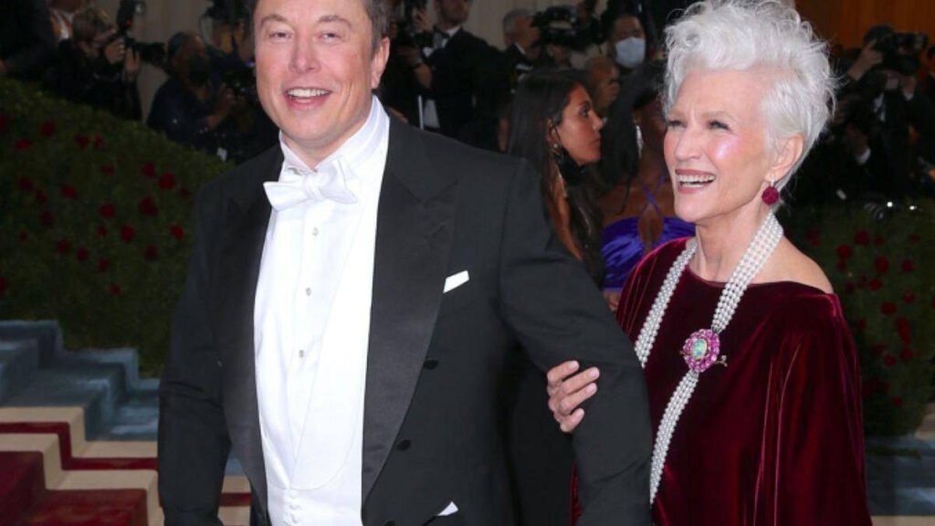 Elon Musk, crescut după reguli stricte. Mama miliardarului dezvăluie cele 6 principii care i-au modelat succesul Elon Musk, crescut după reguli stricte. Mama miliardarului dezvăluie cele 6 principii care i-au modelat succesul