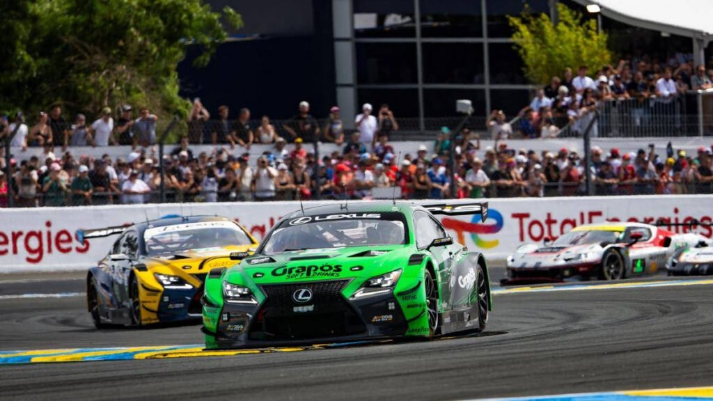 Fiul lui Dorinel Umbrărescu a fost la un pas de istorie la Le Mans. Cursa dramatică încheiată la doar 1,8 secunde de podium