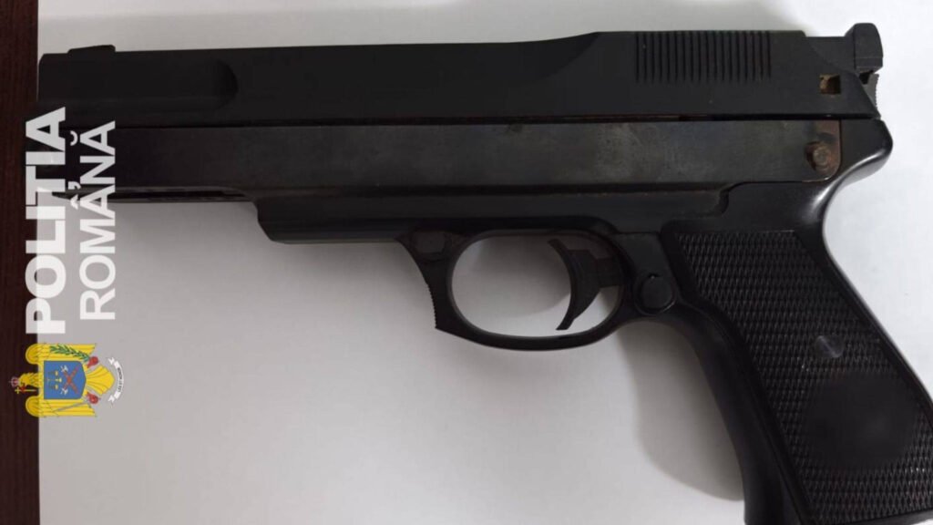 "Bărbat de 36 de ani prins cu pistol pe străzile Ploiești: Detalii din incidentul șocant"