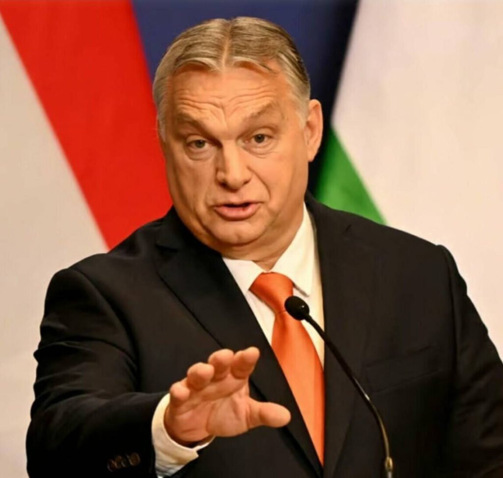Guvernul Orbán ascundea planuri pentru un centru de migrație, în ciuda opozitiei declarate față de migrație. "Guvernul Orbán și Planurile Ascunse pentru un Centru de Migrație în Fața Opoziției"