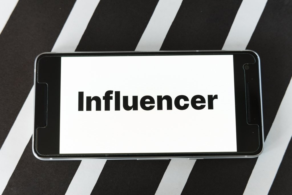 ANPC a dat iama în influenceri. Neregulile găsite de inspectorii Protecției Consumatorului ANPC a identificat nereguli grave în rândul influencerilor, conform raportului inspectorilor Protecției Consumatorului