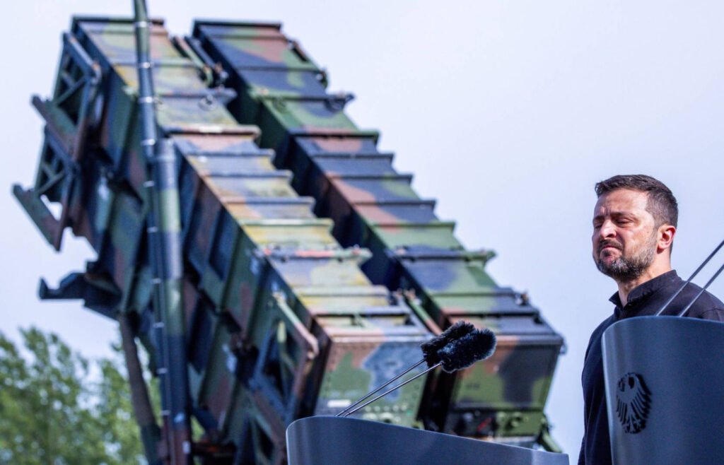 Polonia și aliații săi convin să construiască primul centru european pentru rachetele Patriot Polonia și Aliații Săi Anunță Construirea Primului Centru European pentru Rachetele Patriot