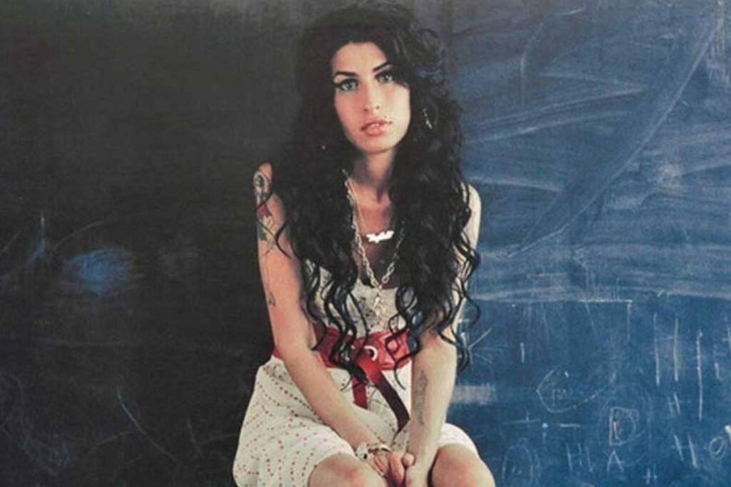 "15 Ani de la Disparitia lui Amy Winehouse: O Eră Muzicală Pierdută"