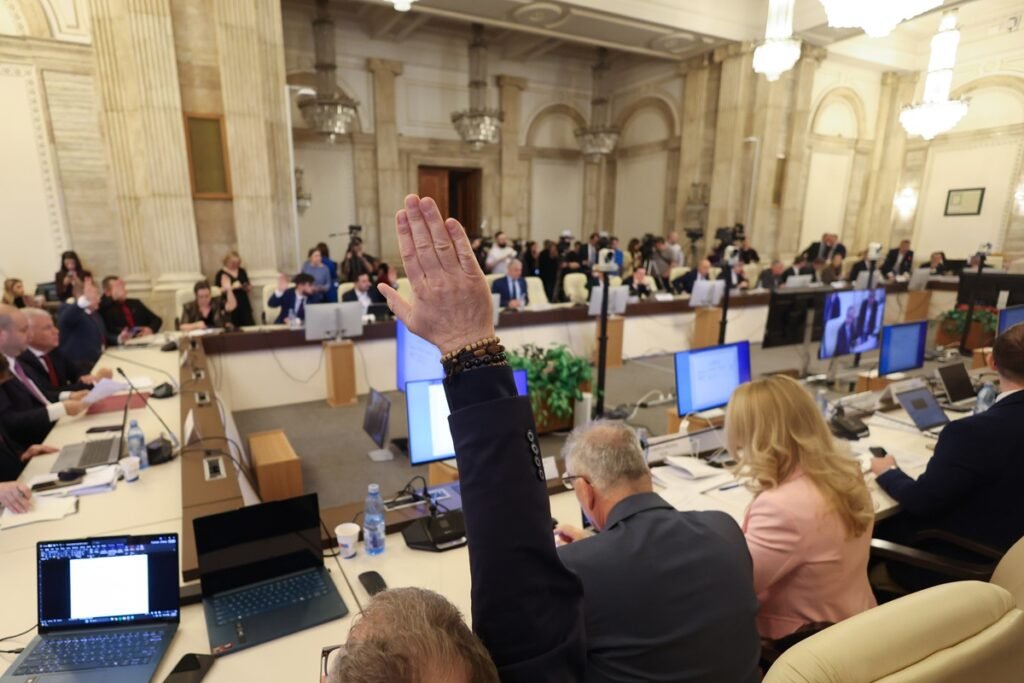 Noua declarație de avere: Acord PSD, PNL și USR privind amendamentul la legea ANI