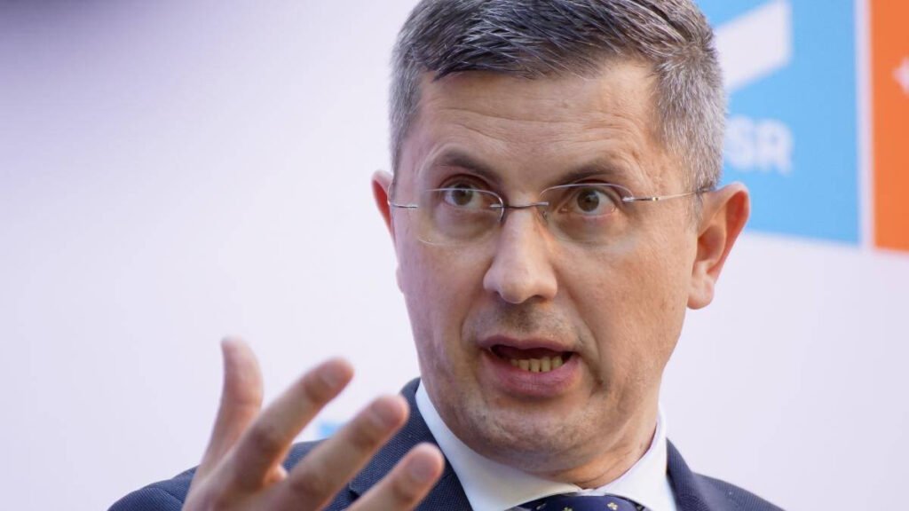 Dan Barna, audiat în premieră la DNA! Declarația neașteptată despre miliardele din pandemie "Dan Barna Audierit în Premieră la DNA: Declarații Surprinzătoare despre Miliardele din Pandemie"