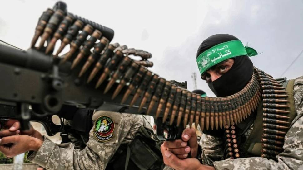 Hamas anunță dizolvarea organului de conducere din Gaza, după aproape 20 de ani la putere "Hamas Șochează Prin Dizolvarea Conducerii din Gaza După 20 de Ani la Putere"