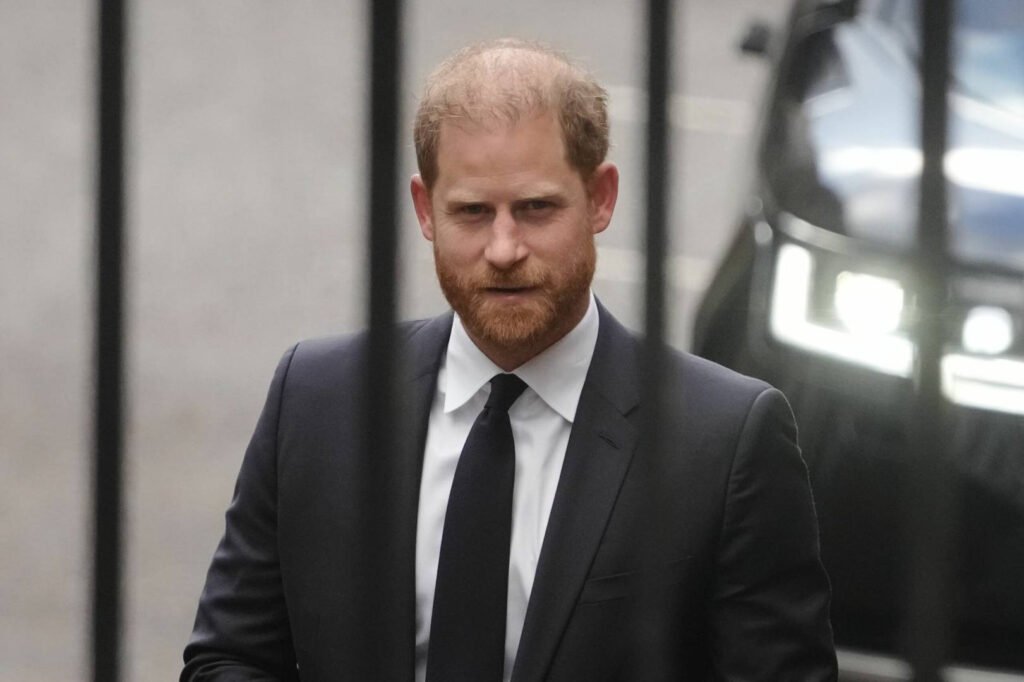 "Prințul Harry Vizită în Marea Britanie: Palatul Buckingham Confirmă Că Nu Va Sta la Casa Regală"