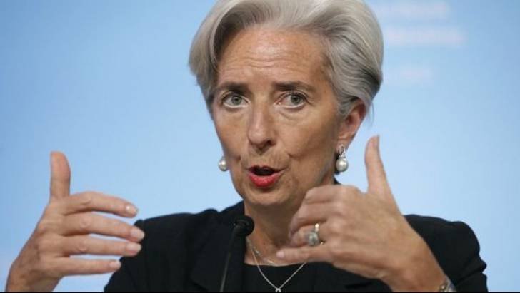Christine Lagarde pune capăt zvonurilor: nu renunță la BCE pentru prezidențialele din Franța "Christine Lagarde Confirmă: Rămâne la BCE, Nu Candidatul la Prezidențialele din Franța"