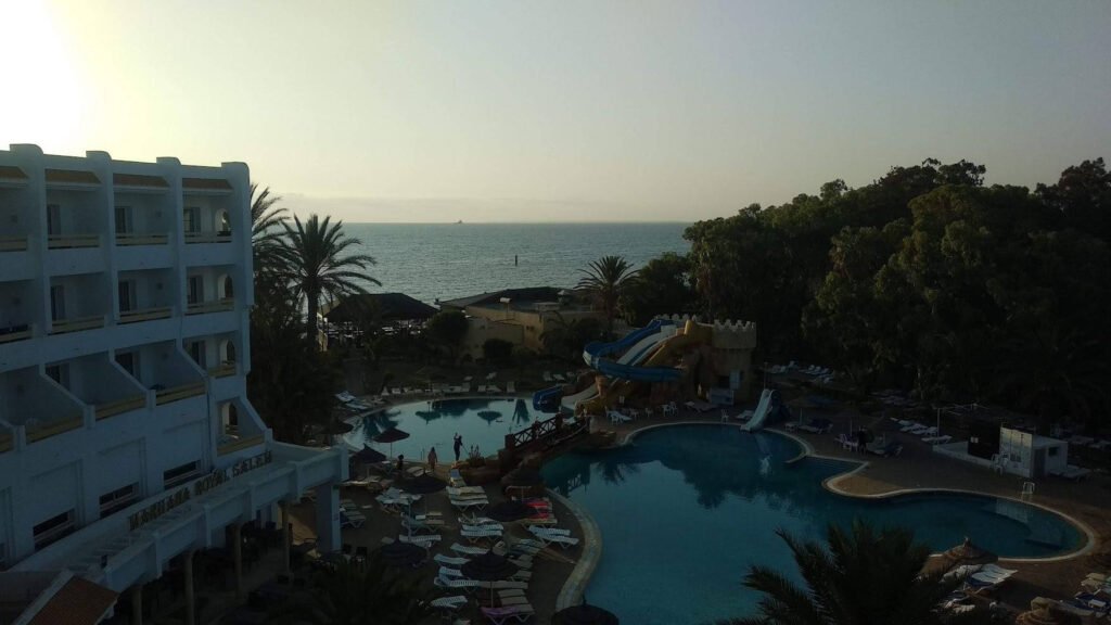 Tunisia: Destinația Mediteraneană Accesibilă și de Neuitat Tunisia: O Destinație Mediteraneană Accesibilă și De Neuitat pentru Vacanțe de Vis